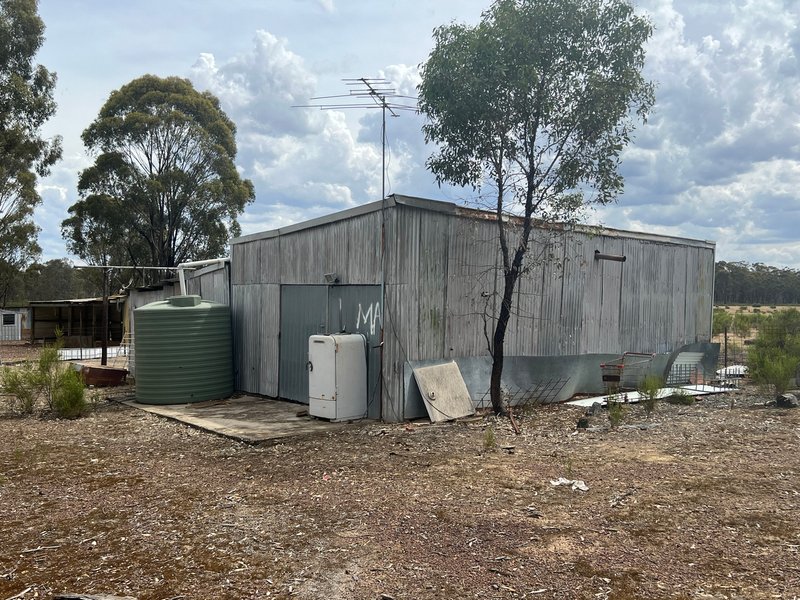 Photo - 680 Willow Road, Murchison VIC 3610 - Image 3