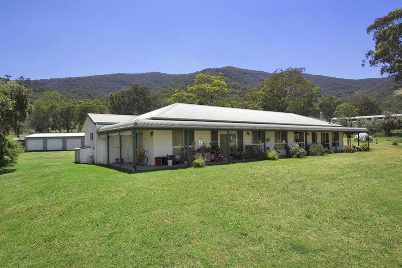 681 Duncans Creek Road, Woolomin NSW 2340