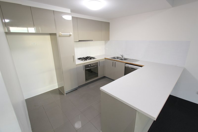 Photo - 68/10-16 Castlereagh Street, Liverpool NSW 2170 - Image 2