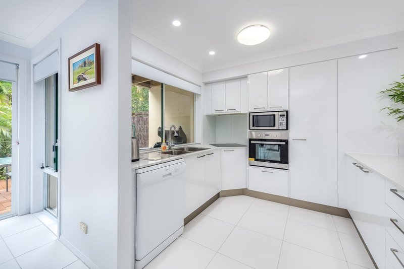 Photo - 68/100 Morala Avenue, Runaway Bay QLD 4216 - Image 7