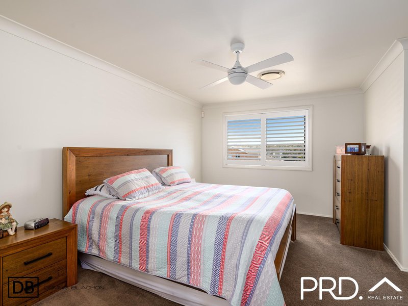 Photo - 682 Henry Lawson Drive, East Hills NSW 2213 - Image 7