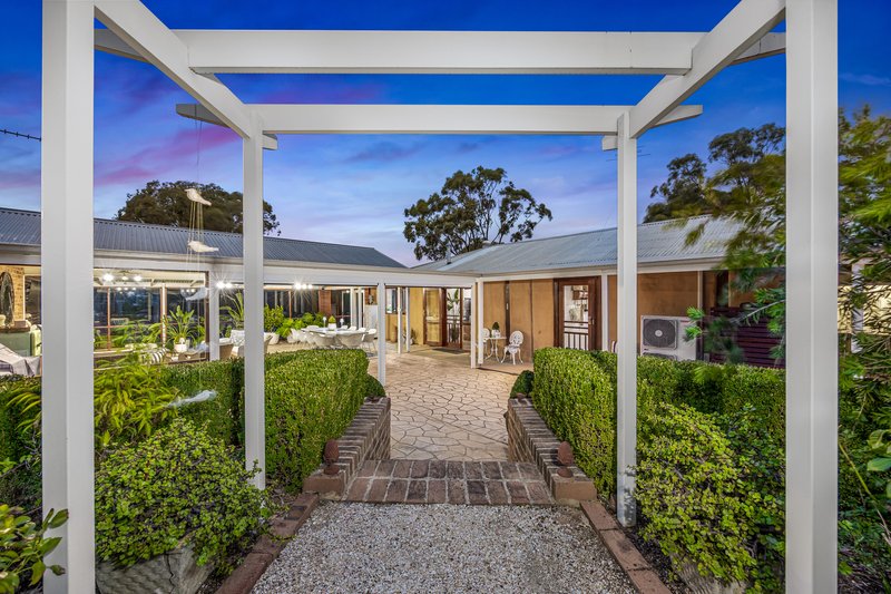 Photo - 6820 Pyrenees Highway, Avoca VIC 3467 - Image 32