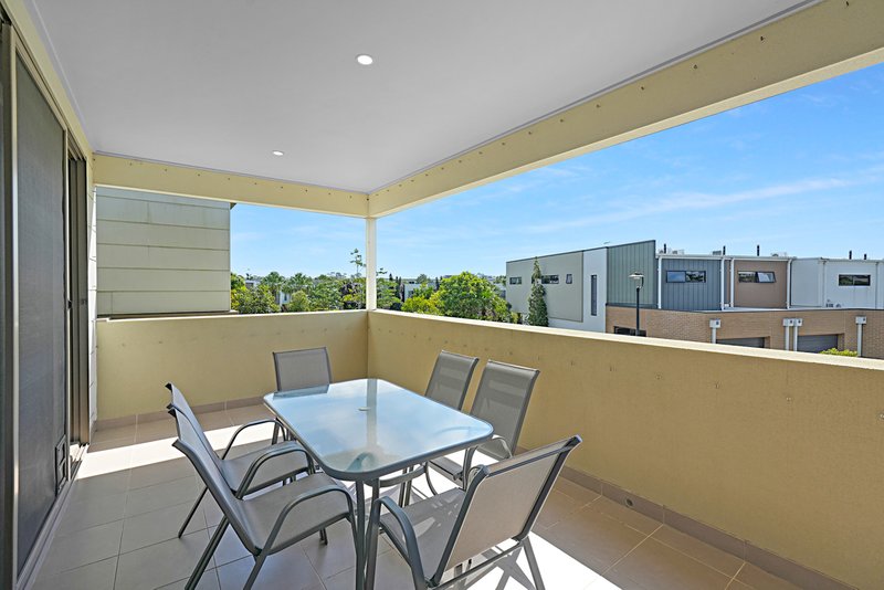 Photo - 68/25 The Corso , North Lakes QLD 4509 - Image 8