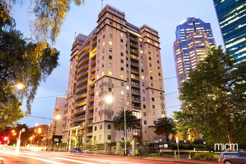 Photo - 68/33 La Trobe Street, Melbourne VIC 3000 - Image 9