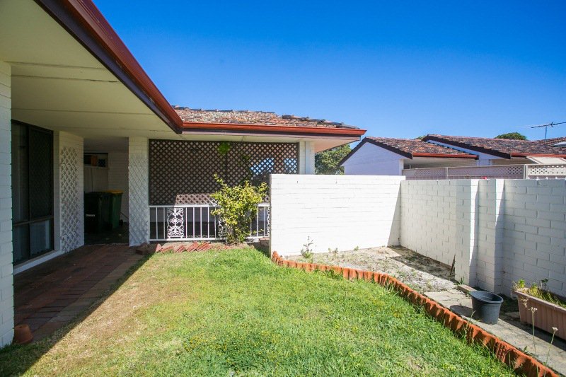 Photo - 6/84 Murray Road, Bicton WA 6157 - Image 5