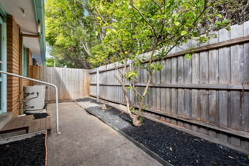 Photo - 6/84 Warrigal Road, Parkdale VIC 3195 - Image 9