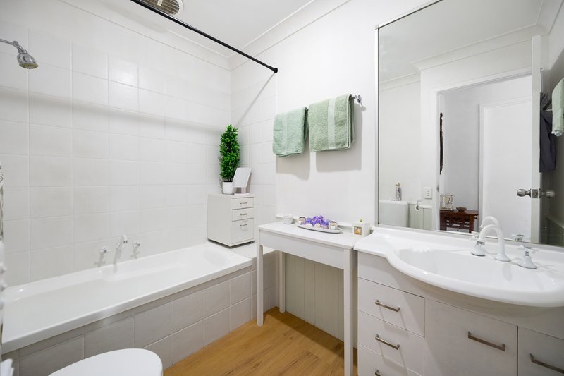 Photo - 68/590 Pine Ridge Road, Coombabah QLD 4216 - Image 4