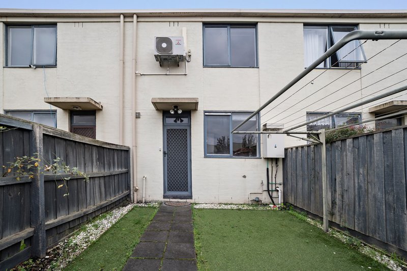 Photo - 6/866 Pascoe Vale Road, Glenroy VIC 3046 - Image 8