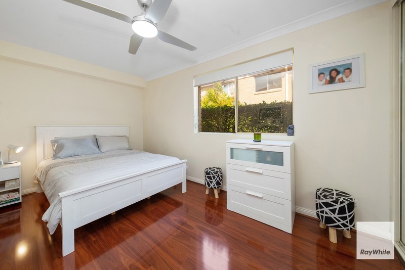 Photo - 6/88-92 Yathong Road, Caringbah NSW 2229 - Image 3