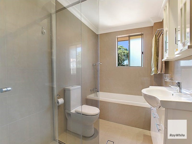 Photo - 6/88-92 Yathong Road, Caringbah NSW 2229 - Image 5