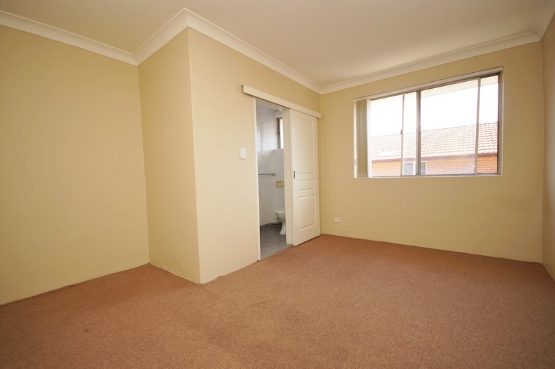 Photo - 6/88 Northumberland Road, Auburn NSW 2144 - Image 5