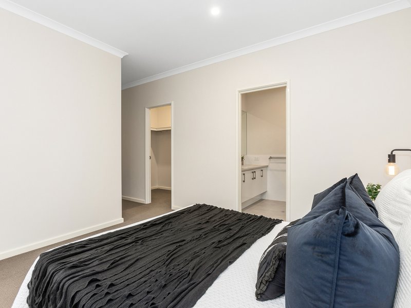 Photo - 68b Jubilee Street, Beckenham WA 6107 - Image 5