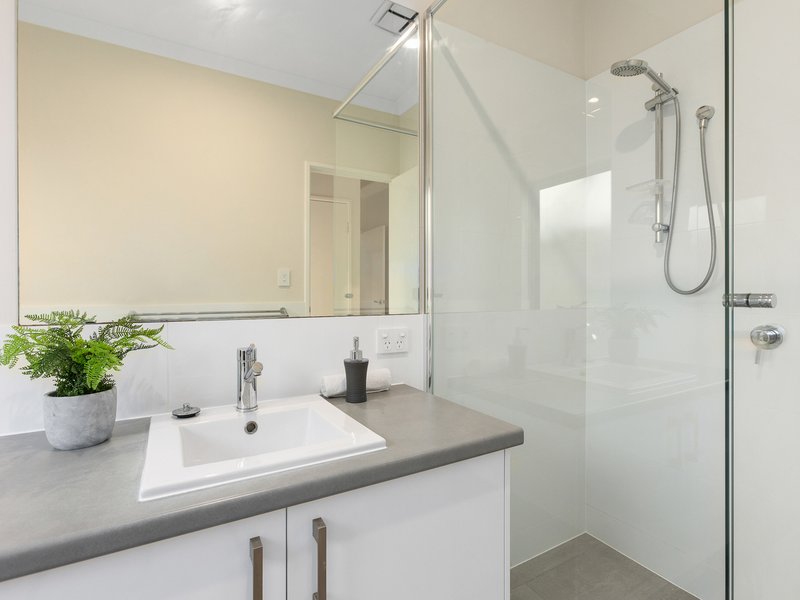 Photo - 68b Jubilee Street, Beckenham WA 6107 - Image 11