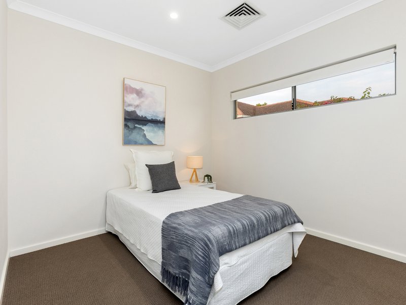 Photo - 68b Jubilee Street, Beckenham WA 6107 - Image 13