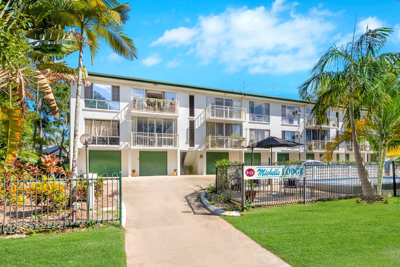 Photo - 6/9-11 Bouganvillea Street, Holloways Beach QLD 4878 - Image 2