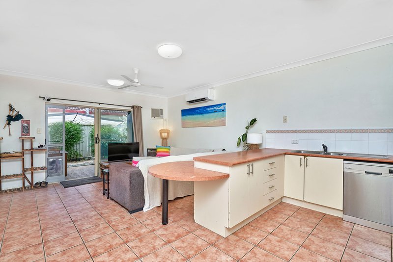 Photo - 6/9-11 Oyster Court, Trinity Beach QLD 4879 - Image 2