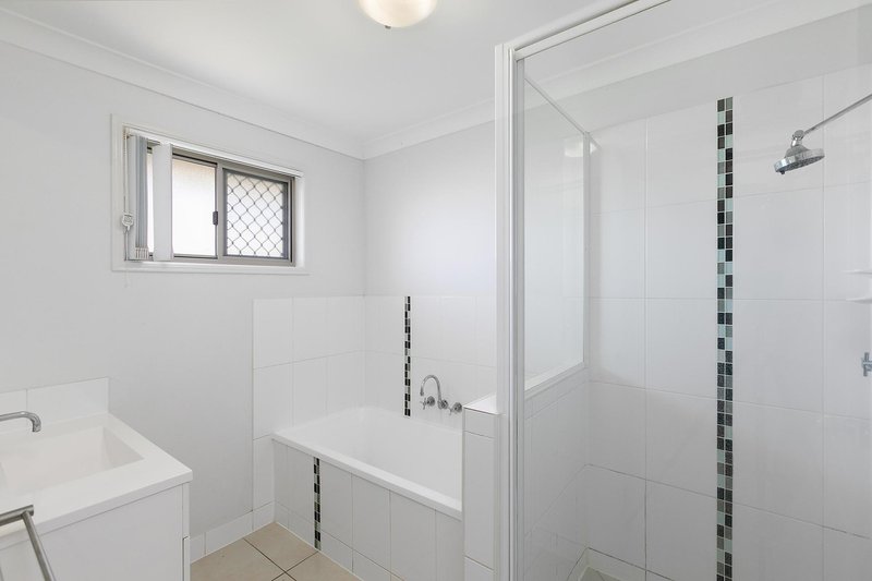 Photo - 69 Abby Drive, Gracemere QLD 4702 - Image 6