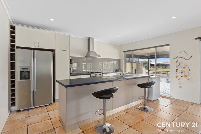 Photo - 69 Allambi Way, South Yunderup WA 6208 - Image 3