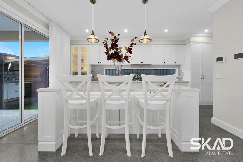 Photo - 69 Alloca Crescent, Donnybrook VIC 3064 - Image 6