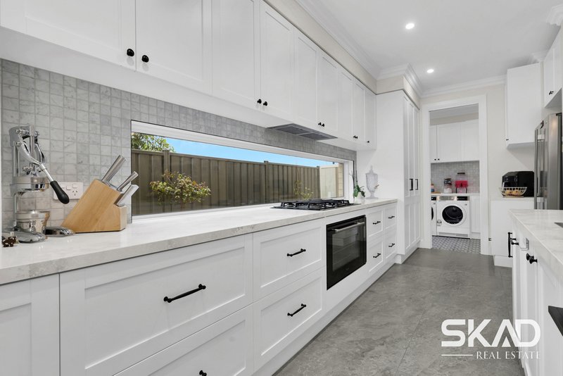 Photo - 69 Alloca Crescent, Donnybrook VIC 3064 - Image 7