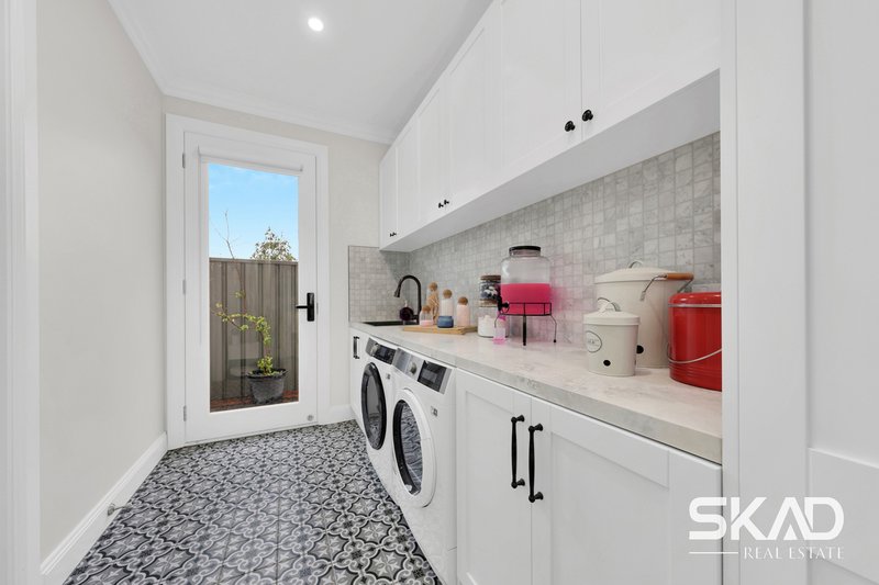 Photo - 69 Alloca Crescent, Donnybrook VIC 3064 - Image 13