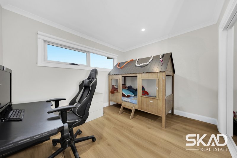 Photo - 69 Alloca Crescent, Donnybrook VIC 3064 - Image 22