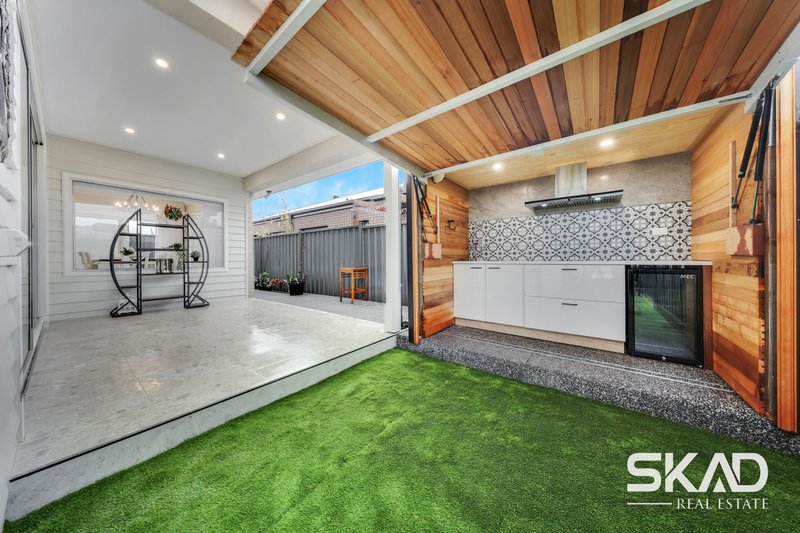 Photo - 69 Alloca Crescent, Donnybrook VIC 3064 - Image 25