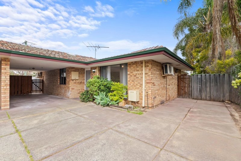 Photo - 69 Aveley Street, Willetton WA 6155 - Image 2