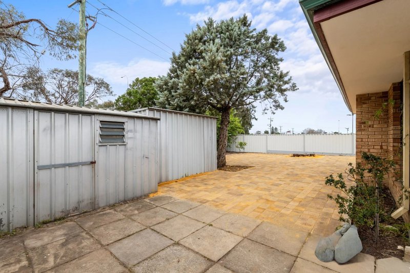 Photo - 69 Aveley Street, Willetton WA 6155 - Image 16