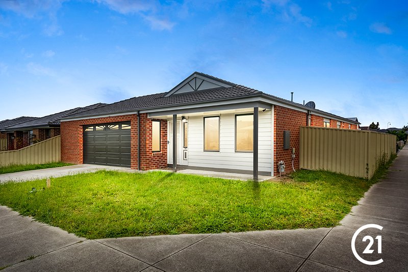 69 Blue Horizons Way, Pakenham VIC 3810