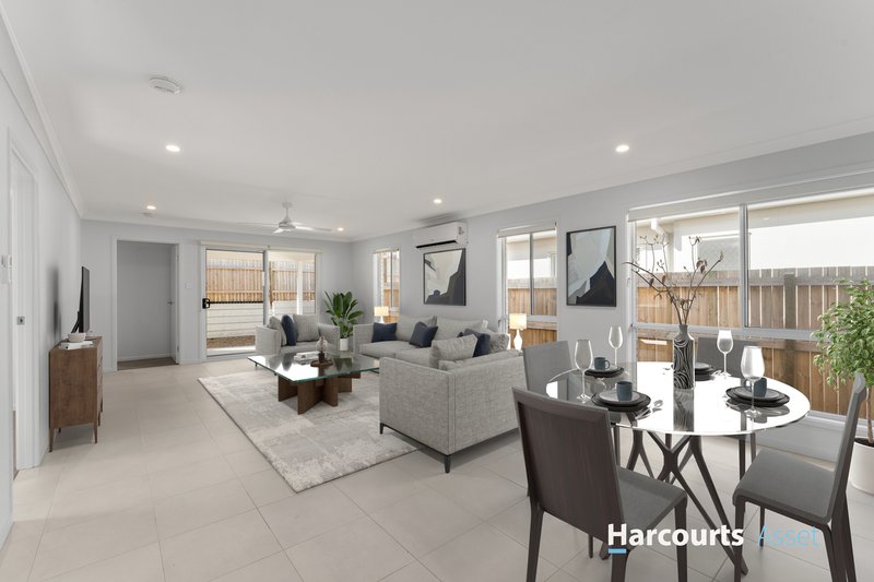 Photo - 69 Boomi Avenue, South Maclean QLD 4280 - Image 3