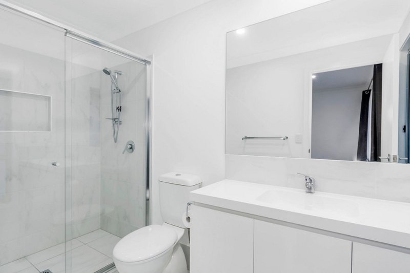Photo - 6/9 Bottle Brush Circuit, Coomera QLD 4209 - Image 8