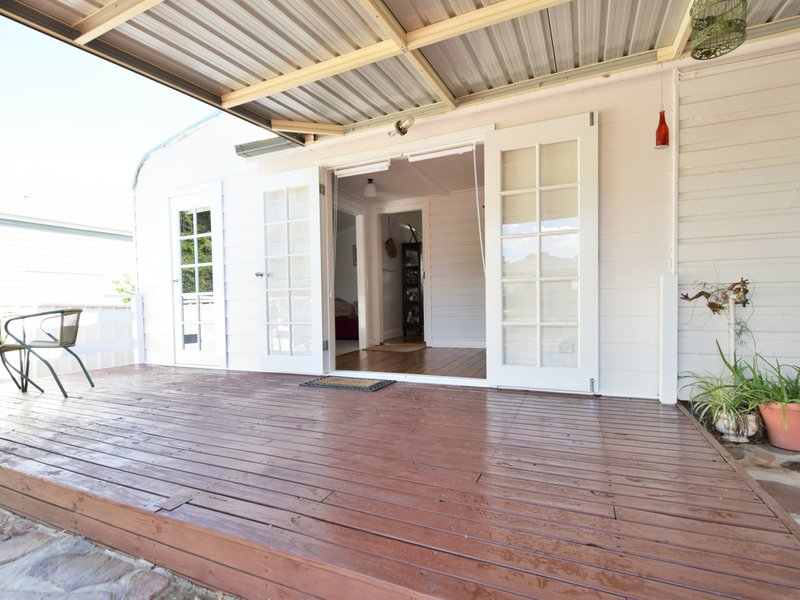 Photo - 69 Brock Street, Young NSW 2594 - Image 16