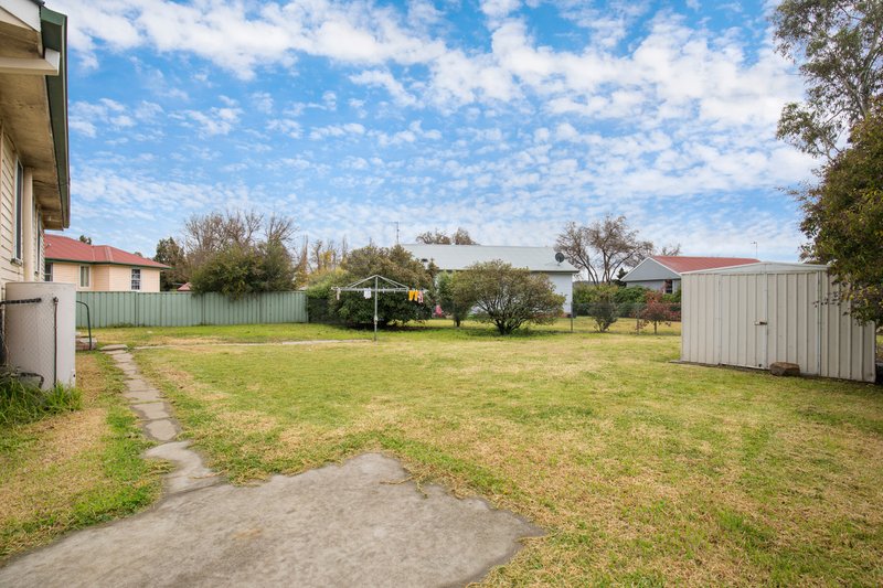 Photo - 69 Brown Street, Armidale NSW 2350 - Image 4