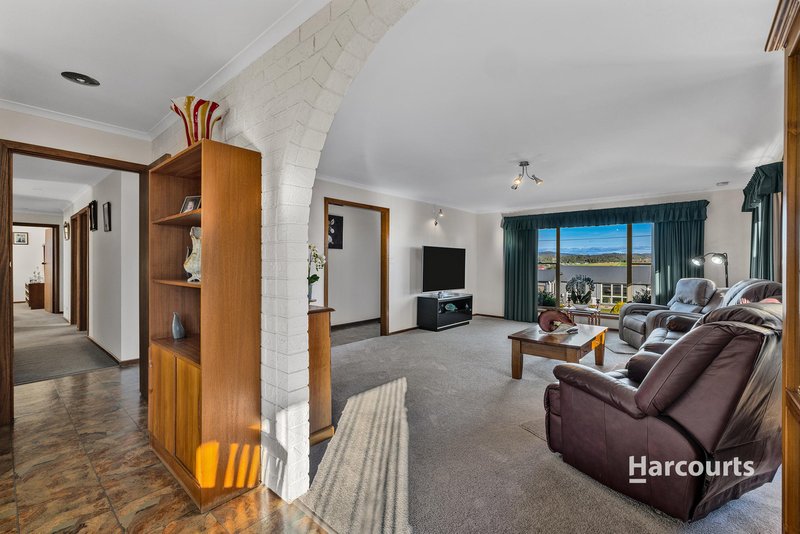 Photo - 69 Cardigan Street, Somerset TAS 7322 - Image 5