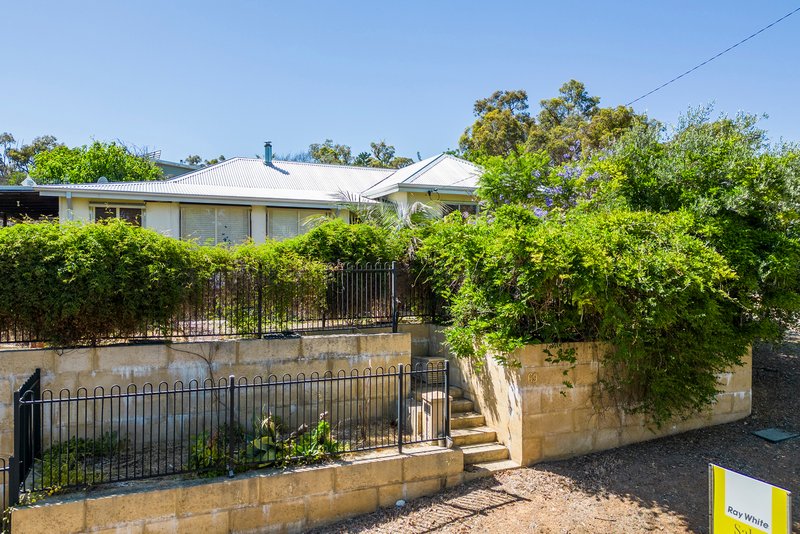 69 Carey Street, Nannup WA 6275