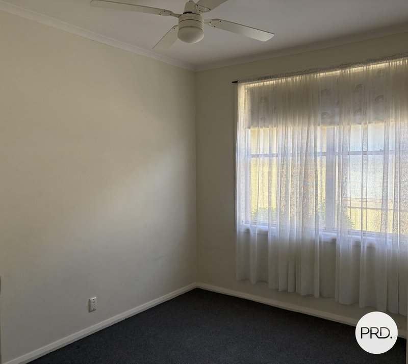 Photo - 69 Carr Crescent, Mooroopna VIC 3629 - Image 6