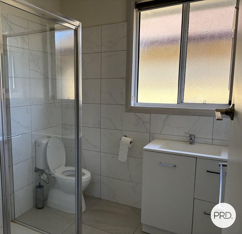 Photo - 69 Carr Crescent, Mooroopna VIC 3629 - Image 8