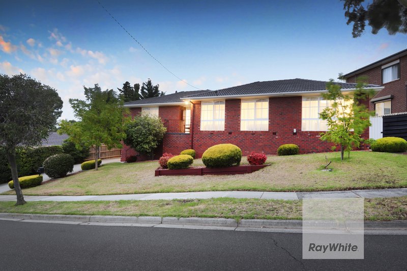 69 Clarke Drive, Gladstone Park VIC 3043