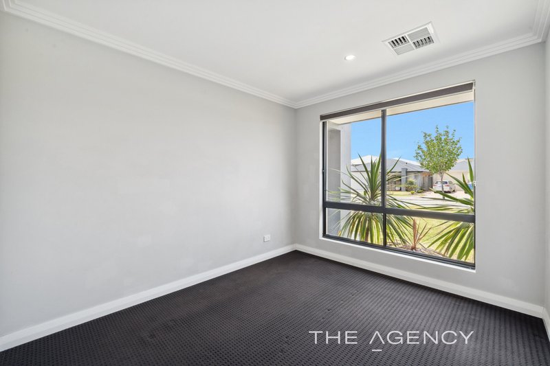 Photo - 69 Clementine Boulevard, Treeby WA 6164 - Image 12