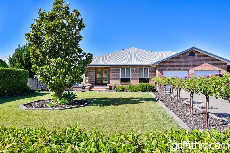 Photo - 69 Clifton Boulevard, Griffith NSW 2680 - Image 2