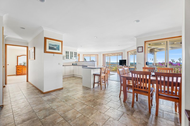 Photo - 69 Coogee Street, Tuross Head NSW 2537 - Image 5