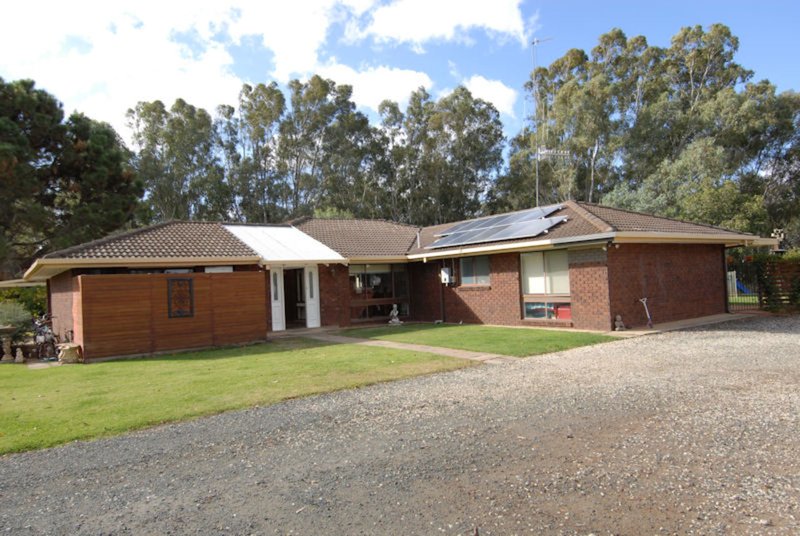 Photo - 69 Cooinda Lane, Deniliquin NSW 2710 - Image 1