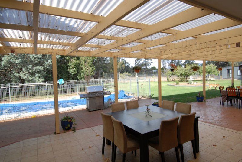 Photo - 69 Cooinda Lane, Deniliquin NSW 2710 - Image 9