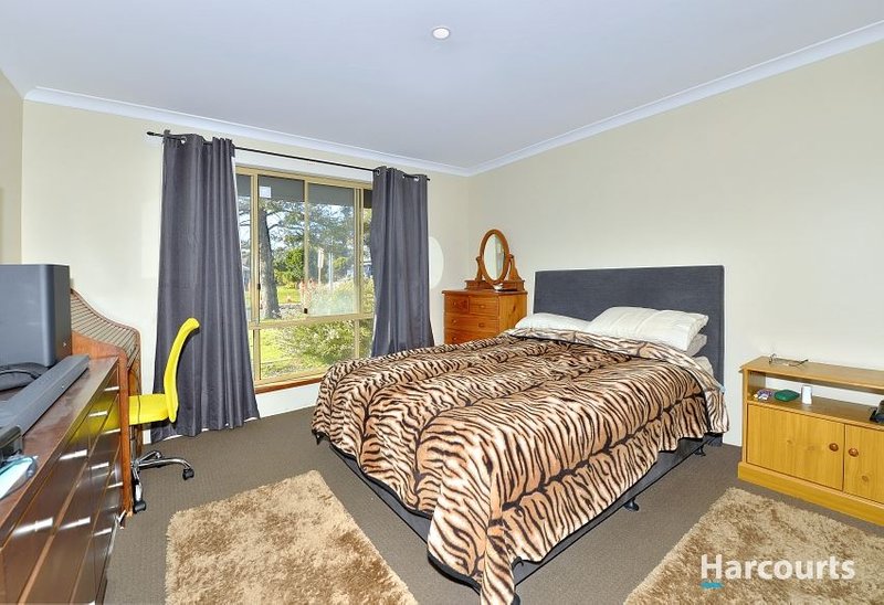 Photo - 69 Coolibah Avenue, Dudley Park WA 6210 - Image 9