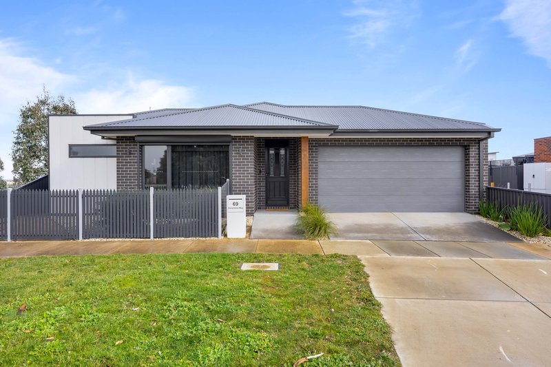 Photo - 69 Dairymans Way, Bonshaw VIC 3352 - Image 1