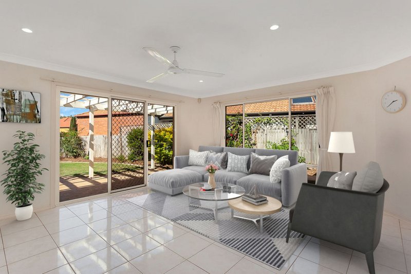 Photo - 69 Dipper Drive, Burleigh Waters QLD 4220 - Image 5