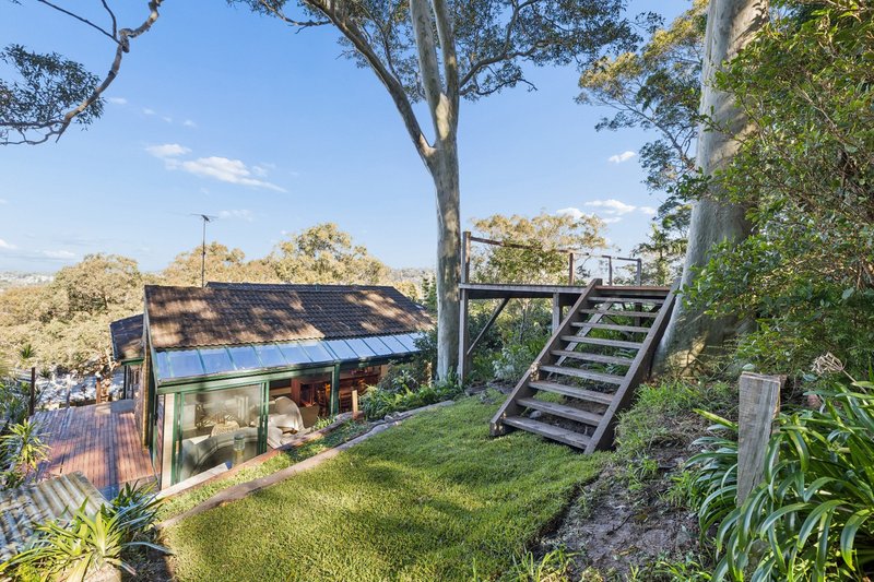 Photo - 69 Dolphin Crescent, Avalon Beach NSW 2107 - Image 7