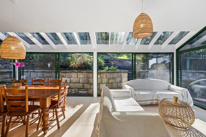 Photo - 69 Dolphin Crescent, Avalon Beach NSW 2107 - Image 10