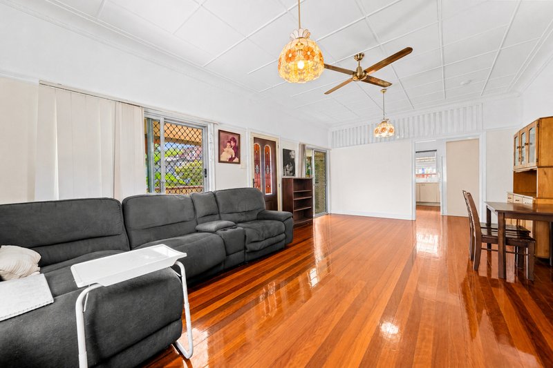Photo - 69 Donald Street, Camp Hill QLD 4152 - Image 3